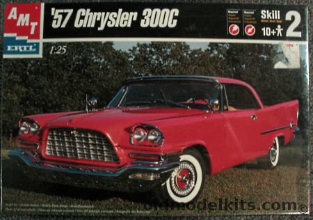 AMT 1/25 1957 Chrysler 300C Two Door Hardtop, 31885 plastic model kit